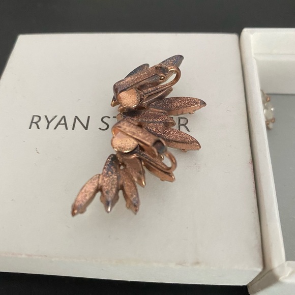 Ryan Storer crystal statement ear cuff and matching stud. - Picture 2 of 5